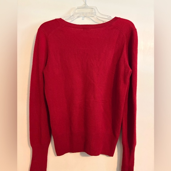 Classic Halogen Red 100% Cashmere V-Neck Sweater - Picture 2 of 7
